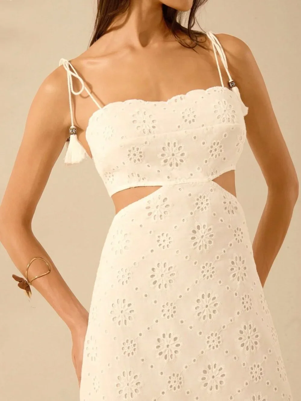White Boho Women's Eyelet Detail Spaghetti Tie Strap Tassle Midi Dress - Picture 8 of 8